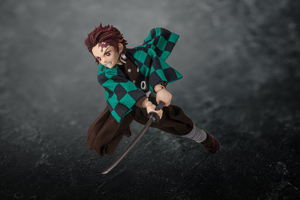 Demon Slayer: Kimetsu no Yaiba Tanjiro Kamado 1/6 Scale Action