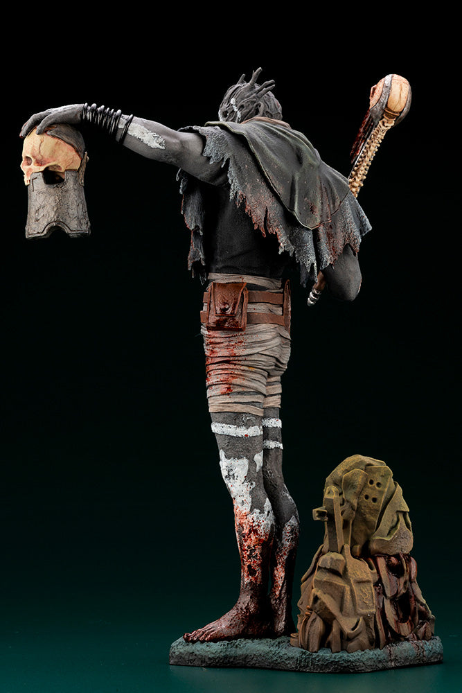  Kotobukiya Dead by Daylight The Trapper PVC Statue : Toys &  Games